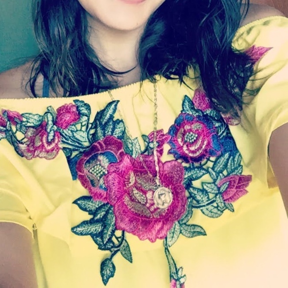 Embroidered Off Shoulder Top - Picture 6 of 6